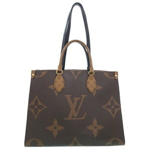 Louis Vuitton Monogram Giant On the Go Bag